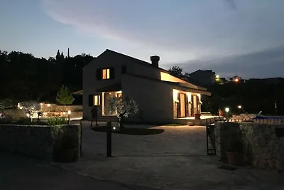 Villa Olive by Villas Guide