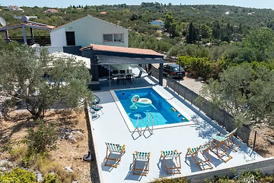 Holiday home Edi by Villas Guide