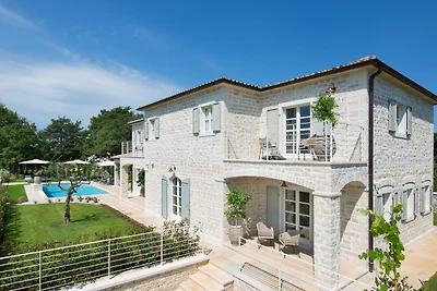 Villa Elena by Villas Guide