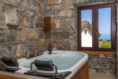 Casa Antica - Storia Verde by Villas Guide