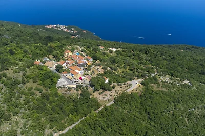 Villa Hidden world with pool by Villas Guide