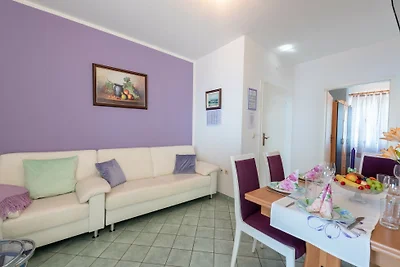 Apartman Lucija 4 by Villas Guide