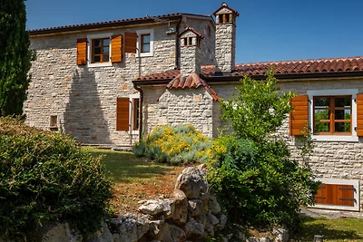 Villa Nonna Lucia by Villas Guide