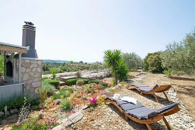 Holiday Home Roza by Villas Guide