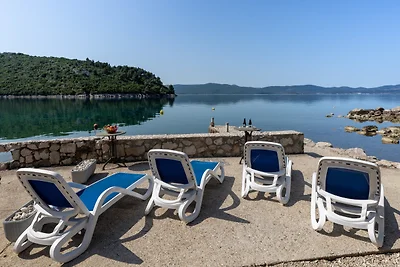 Beach house Jerko by Villas Guide