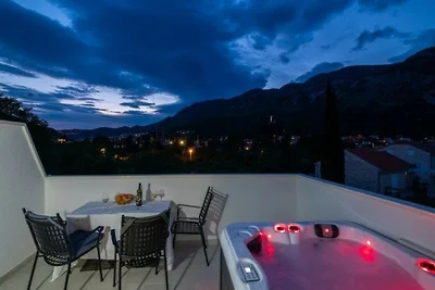 Apartment Azzurro 2 by Villas Guide