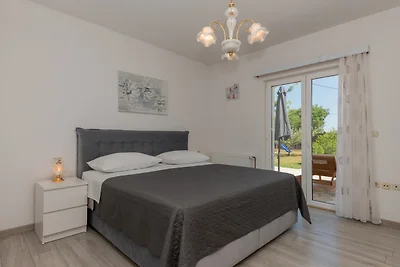 Villa Ivana-Makarska by Villas Guide