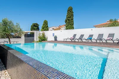 Vila Above Medulin by Villas Guide