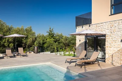 Villa Ava by Villas Guide