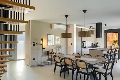 Villa Ava by Villas Guide