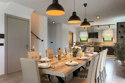 Villa Maria by Villas Guide
