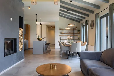 Villa Lukas by Villas Guide