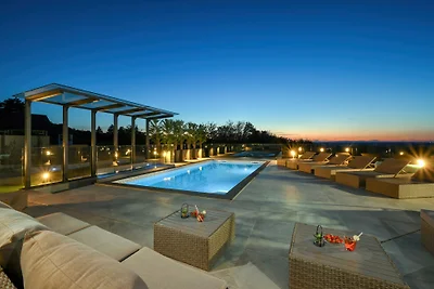 Villa Lady Berga by Villas Guide