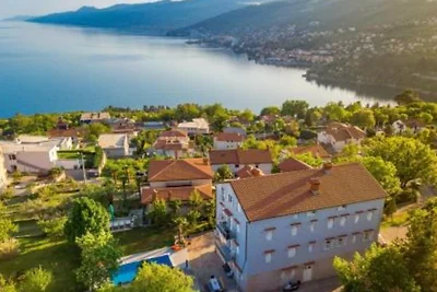 Apartman Max by Villas Guide