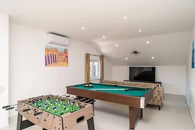 Villa Mapeni by Villas Guide