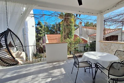 Apartman Mediteraneo 2 by Villas Guide