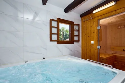 Villa 77 by Villas Guide