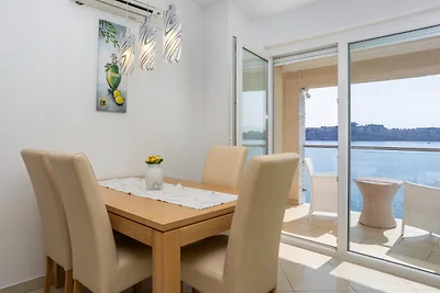 apartman za odmor Obiteljski odmor Omisalj