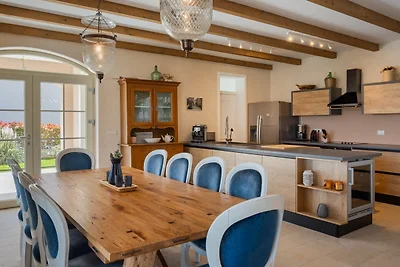 Villa Monte by Villas Guide