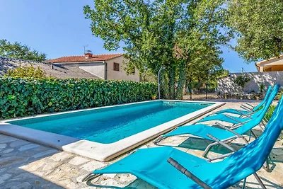 Villa Ella by Villas Gudie