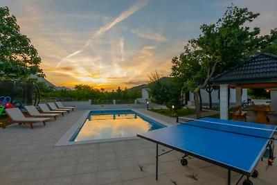 Villa Petar Zagvozd - Makarska by Villas...