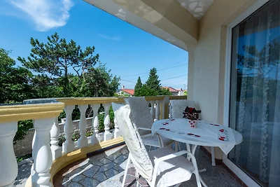 Apartman Lucija 2 by Villas Guide