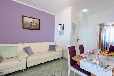 Apartman Lucija 4 by Villas Guide