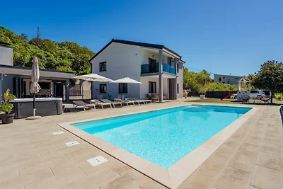 Villa Blue Lake -Makarska by Villas Guide