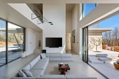 Villa bOX by Villas Guide