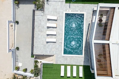 Villa Juma by Villas Guide