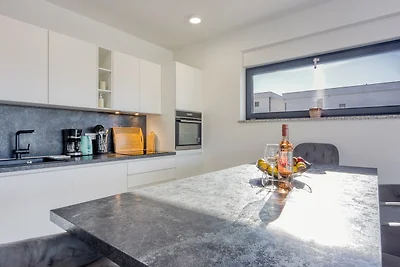 Apartment Adria 3 by Villas Guide