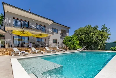 Villa Magnolia by Villas Guide