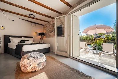 Villa Nar by Villas Guide