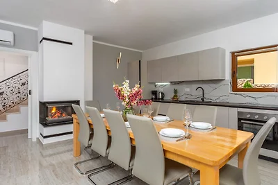 Holiday home Villa Vrbnik by Villas guide