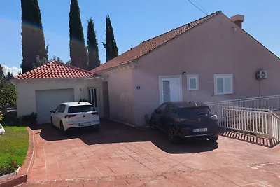 Apartman Helen Orašac by Villas Guide