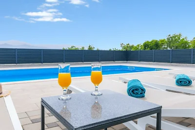 Villa Blue Lake -Makarska by Villas Guide