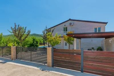 Villa Ivana-Makarska by Villas Guide