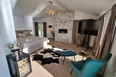 Apartment Karbuni Royal by Villas Guide