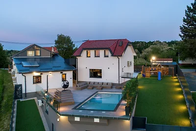 Villa Lady Berga by Villas Guide