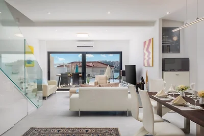 Villa Ocean by Villas Guide