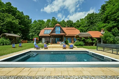 Oldwine House Ložnjak by Villas Guide