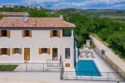 Villa Skarline by Villas Guide