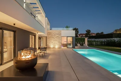 Villa Asmoa by Villas Guide