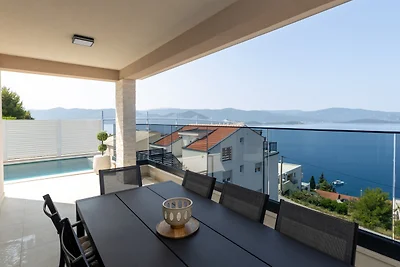 Villa Sole Komarna by Villas Guide