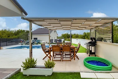 Villa Shaula 2 by Villas Guide