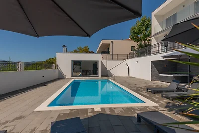 Villa Ella - Imotski by Villas Guide