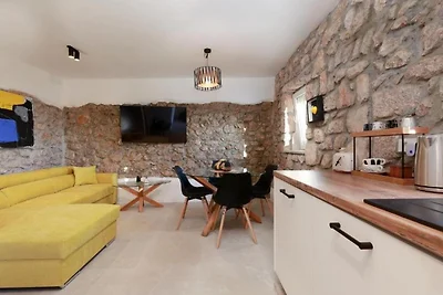 Villa Majnaric Senj Prizna by Villas Guide