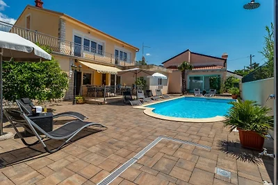 Villa Mary by Villas Guide