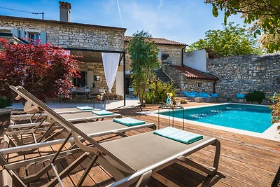 Villa Nar by Villas Guide