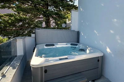 Villa Figs beachfront apartman 1 by Villas...